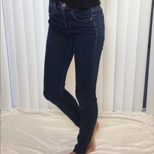 AE Hi- Rise Super Super Stretch Jeggings